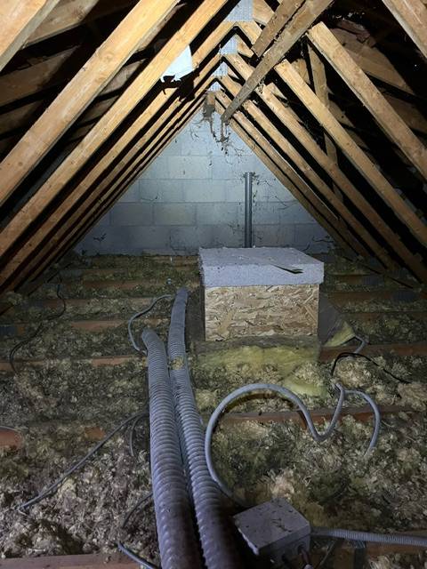 rehausse de trappe d'accès en bois