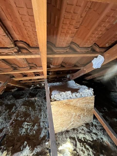 ISOLATION DES COMBLES PERDUS A ECULLY