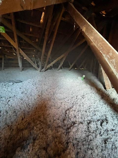 ISOLATION DES COMBLES PERDUS A ECULLY