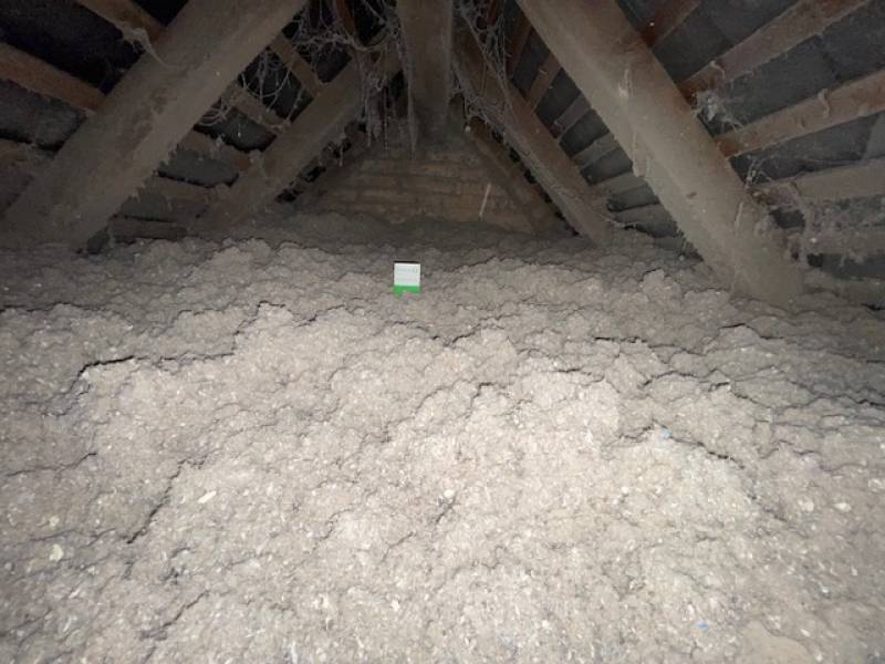 Isolation des combles perdus pendant les grands froids