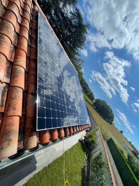 Nettoyage de panneaux Photovoltaïques sur la commune de Brindas