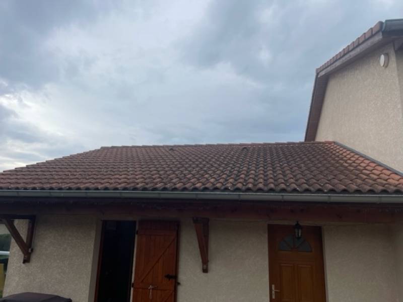 Nettoyage d'une toiture sur la communede Vindry-sur-Turdine sur Turdine