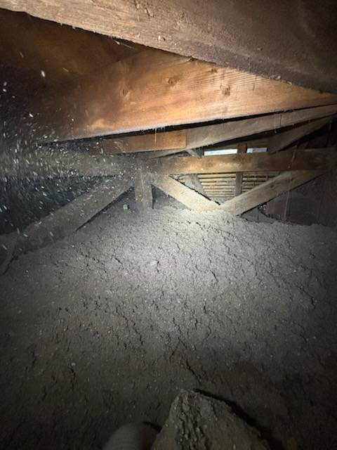 Isolation des combles perdus pendant les grands froids